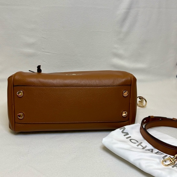 Michael Kors Large Pebbled Leather Satchel Bag - Picture 9 of 14